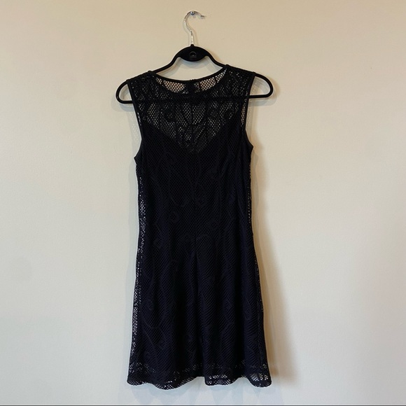 Black Donna Dress - Picture 7 of 9